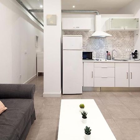 Loft Next To Calle Betis, Best Area Of Seville-Sevillarooms Eksteriør bilde