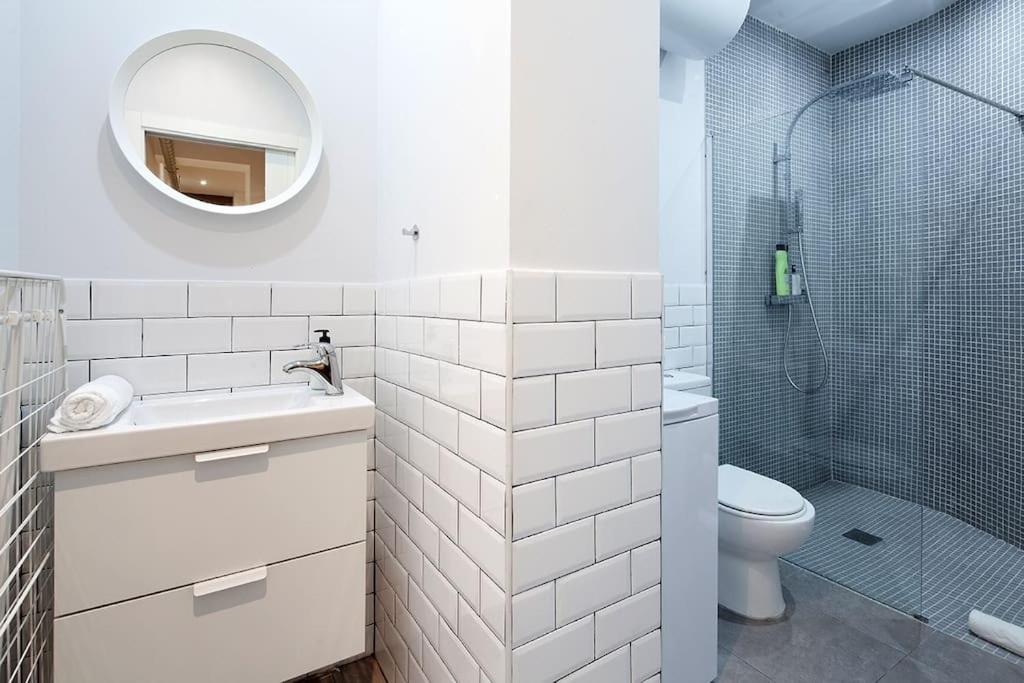 Loft Next To Calle Betis, Best Area Of Seville-Sevillarooms Eksteriør bilde